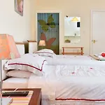The Warren Guest House